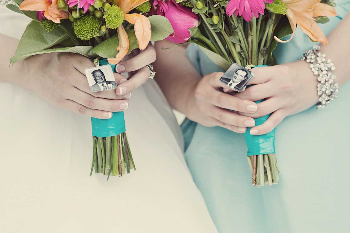 Memorial locket wedding bouquet | Wedding Details | Renaissance Studios