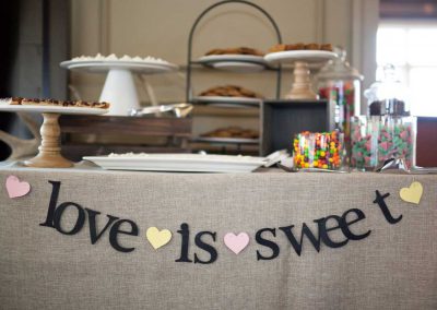 Dessert and Candy Bar Love is Sweet | Rivermead Golf Ottawa | AMBphoto