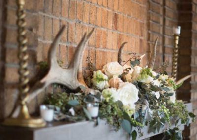 Organic mantle decor with antlers | Rivermead Golf Club Ottawa | AMBphoto